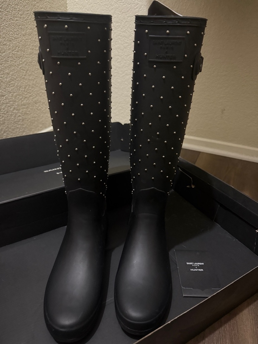 Saint Laurent x Hunter - Picture 4 of 6